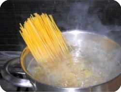 pot of spagetti-1